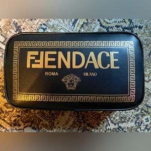 Fendace calfskin small camera case fendi Versace